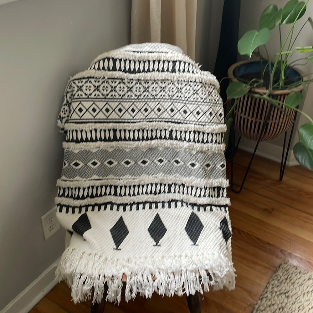 Geometric Throw Blanket